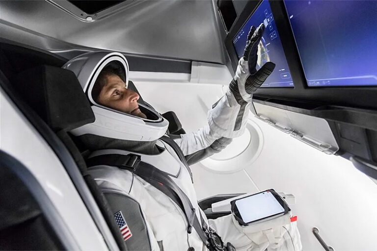 Astronaut-hight