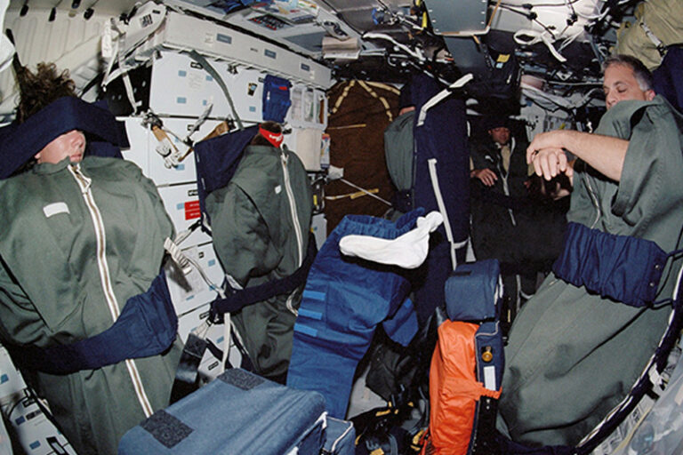 sleep-in-space