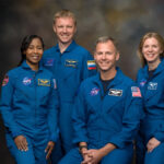 12 มนุษย์ผู้เหยียบดวงจันทร์ ตำนานแห่งการผจญภัยสู่ห้วงอวกาศ