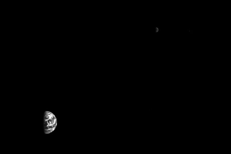 hera-earth-moon