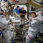 ดาวเคราะห์โชคร้ายกำลังสลายตัว ทิ้งไว้เพียงหางคล้ายดาวหาง!