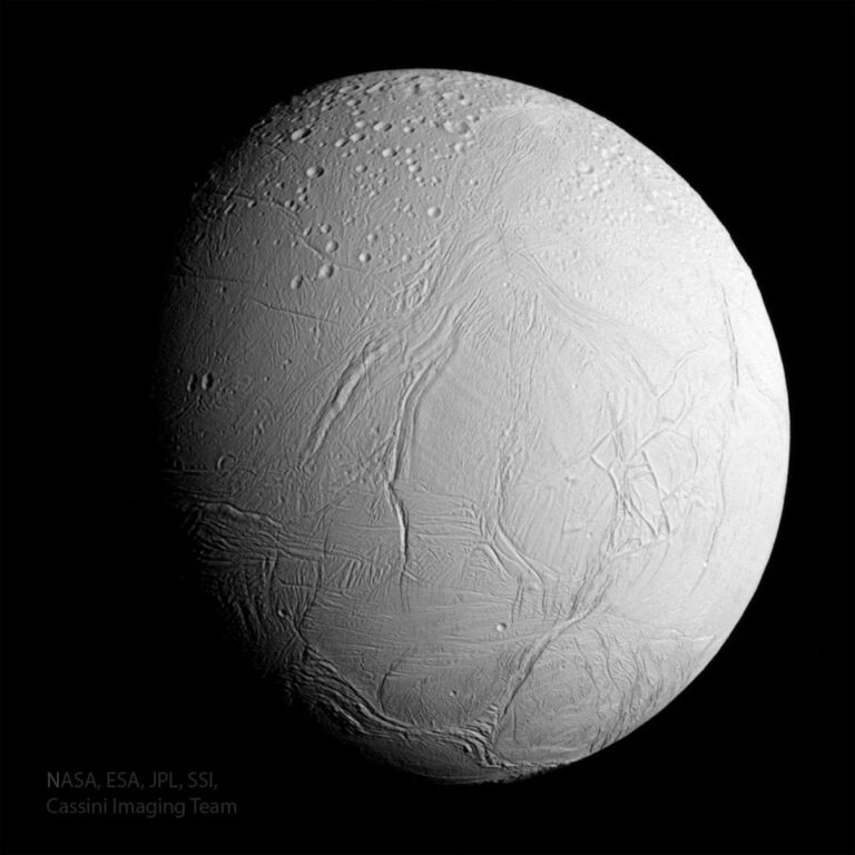EnceladusTrue_Cassini_960
