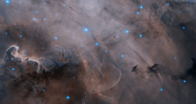 Hubble_M8_ACS_1_flat_FINAL