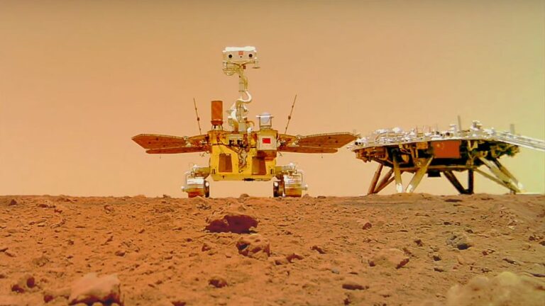 Zhurong Mars rover takes a selfie-1200-80