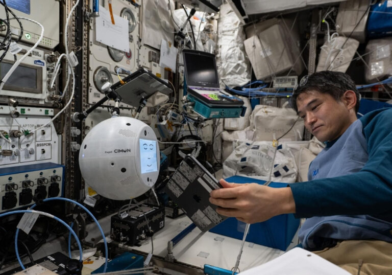 ISS-AI