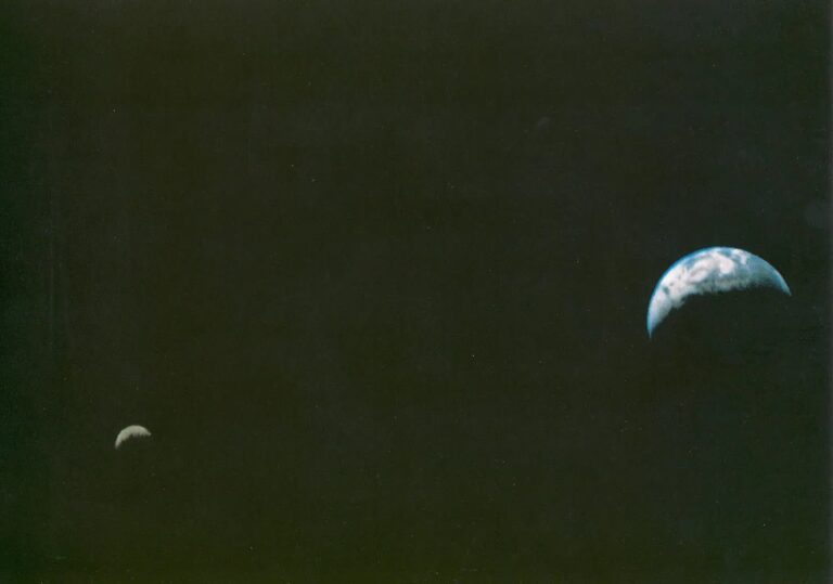 Voyager 1 took