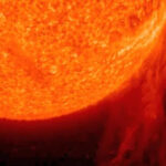 สเปซเอ็กซ์เตรียมส่งดาวเทียม 1 ล้านดวงสู่อวกาศ นักดาราศาสตร์ชี้อาจทำลายความงามของท้องฟ้ายามค่ำคืนอย่างถาวร