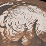 เผยภาพแสงสลัวในยานโอไรออน นักบินอวกาศภารกิจอาร์ทิมิส 2 เตรียมพร้อมก่อนบินเฉียดดวงจันทร์